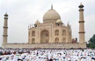 Non-local Muslims cant offer Friday prayers at Taj Mahal: SC